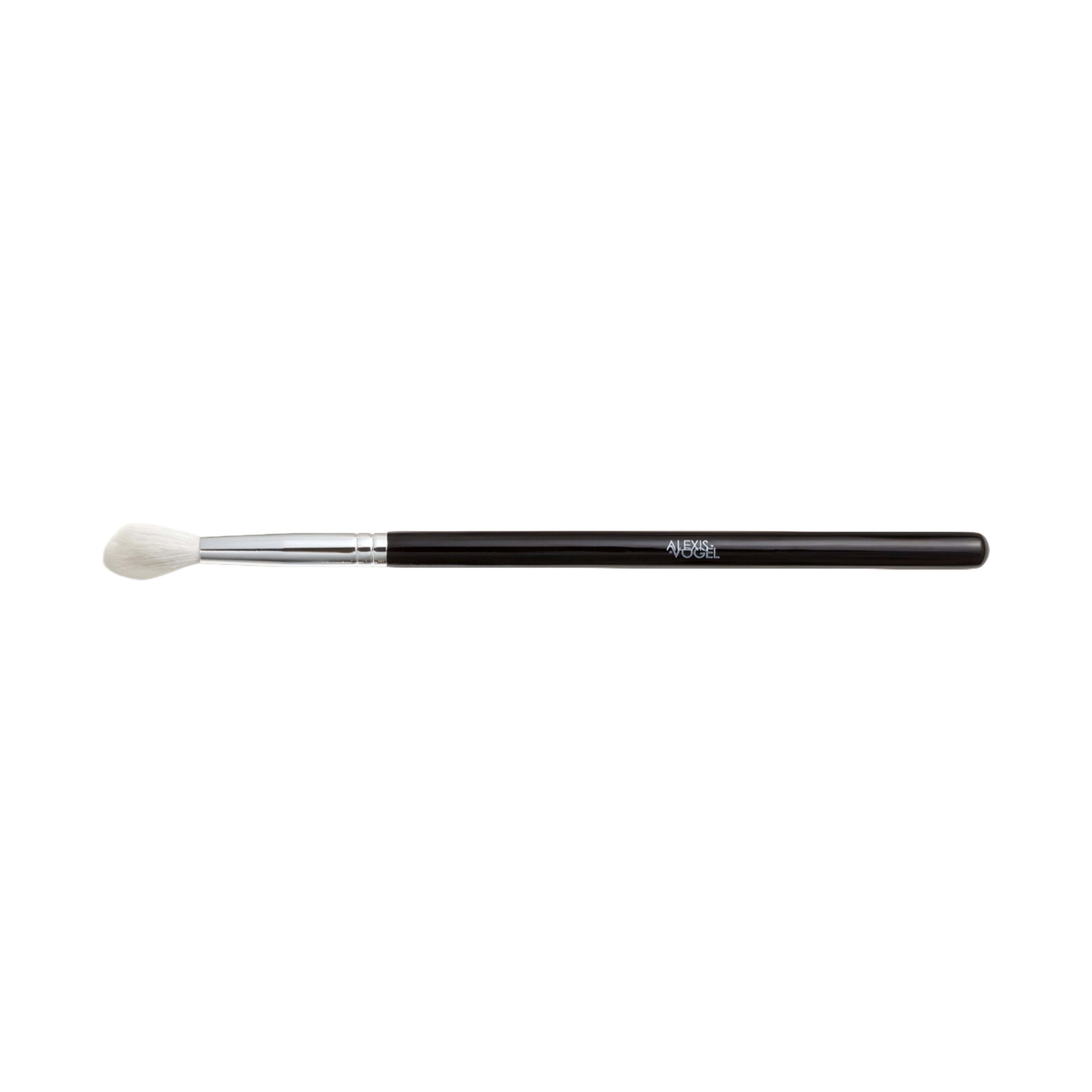 SEAMLESS EYE SHADOW BRUSH by Ravishing Cosmetics