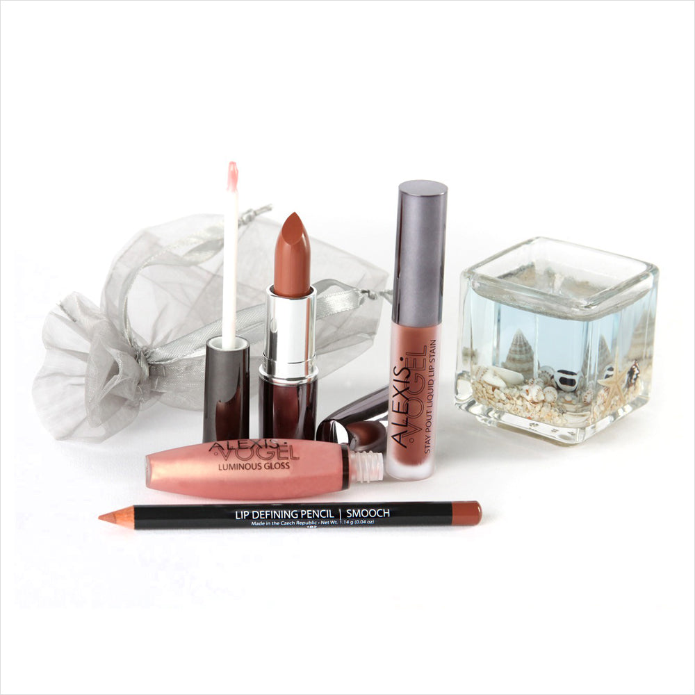 "I Just Want Her Lips" Kit