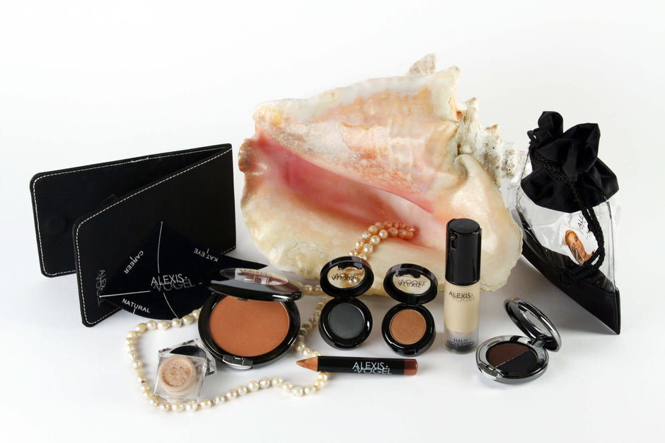 "I Just Want Her Lips" Kit