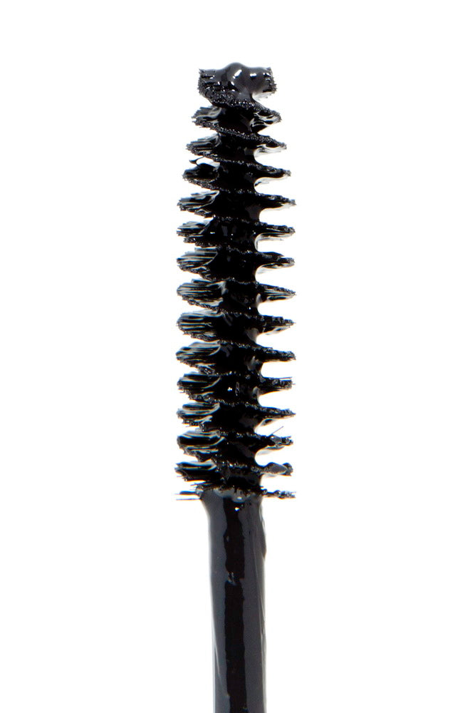 DELUXE LASH MASCARA: SO BLACK