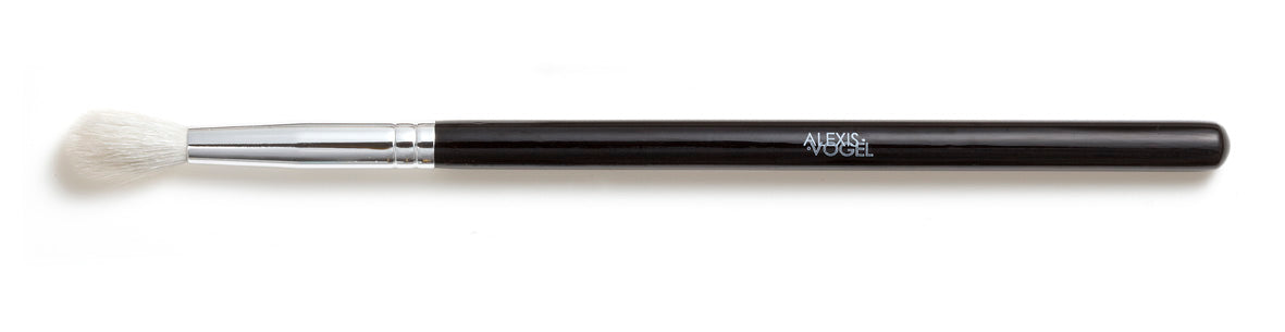 SEAMLESS EYE SHADOW BRUSH